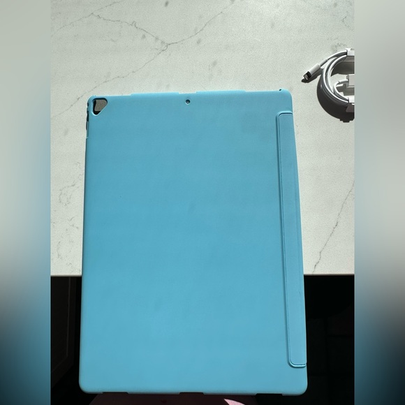 JETech Blue Case for iPad Pro 12.9 inch (2015, 2017 model) EUC - Picture 7 of 9